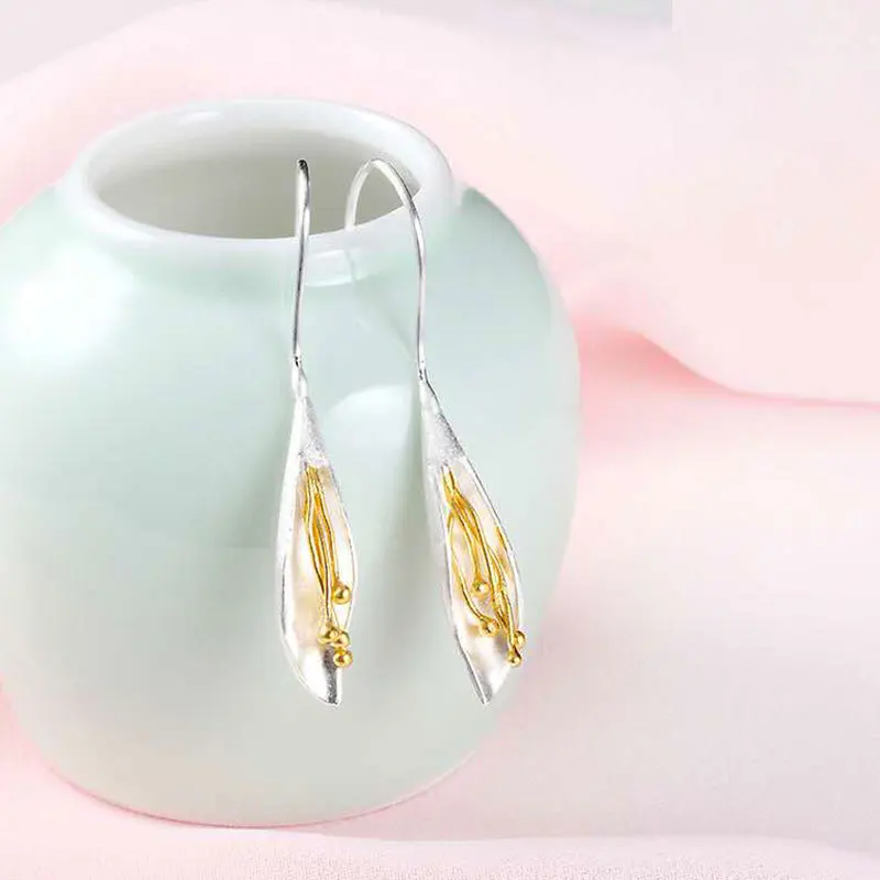 Woman 925 Silver Jewelry Long Flower Ear Rings Female Elegant Fashion Hanging Earrings Accessories Party Women Earring Piercing
Woman 925 Silver Jewelry Long Flower Ear Rings Female Elegant Fashion Hanging Earrings Accessories Party Women Earring Piercing