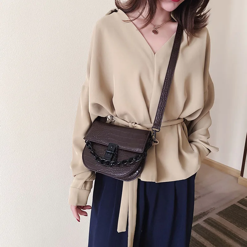 Crocodile Leather Messenger Bag Women's Shoulder Bag Designer Designer Women's Bag Luxury PU Leather Bag Saddle Bag Handbag
Crocodile Leather Messenger Bag Women's Shoulder Bag Designer Designer Women's Bag Luxury PU Leather Bag Saddle Bag Handbag