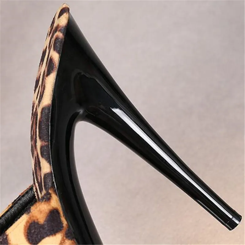 Shoes Woman 2020 New Platform Fashion Slippers Thin Heel Leopard High Heel 15CM Waterproof Shoes Female Slippers Big Size 34-43
Shoes Woman 2020 New Platform Fashion Slippers Thin Heel Leopard High Heel 15CM Waterproof Shoes Female Slippers Big Size 34-43