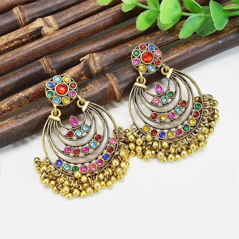 Vintage Colorful Crystal Bells Charms pendant Tassel Indian Drop Earrings for Women Boho Ethnic Festival Party Jewelry
Vintage Colorful Crystal Bells Charms pendant Tassel Indian Drop Earrings for Women Boho Ethnic Festival Party Jewelry