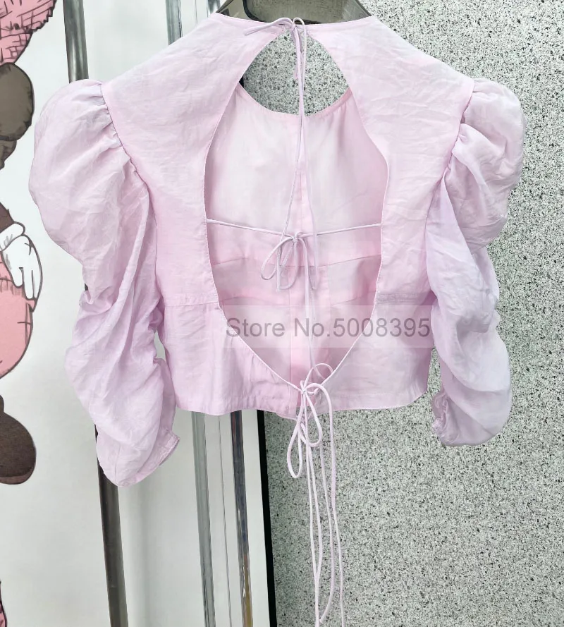 Woman Cotton Silk Kobiachi Cropped Top Round Neck Puff shoulder Cut Out back withTies Short Sleeves Blouse Fashion Tops
Woman Cotton Silk Kobiachi Cropped Top Round Neck Puff shoulder Cut Out back withTies Short Sleeves Blouse Fashion Tops