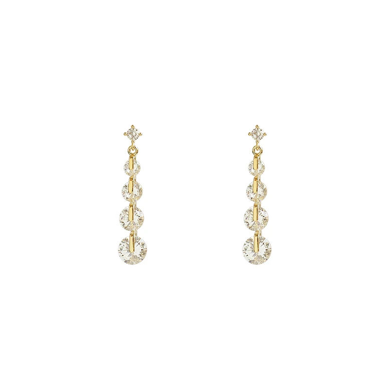 Fashion and high-level crystal Zircon Earrings party focus earrings give gifts to friends everyday wear trendy women Earrings
Fashion and high-level crystal Zircon Earrings party focus earrings give gifts to friends everyday wear trendy women Earrings