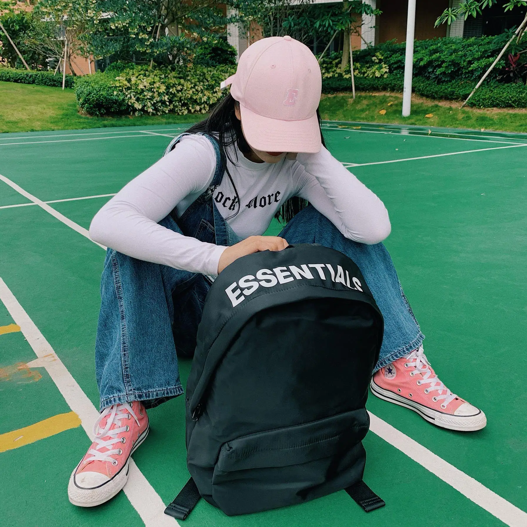 Nylon Backpack Double Line Classic Simple Backpack High Street Men's and Women's School Bag Large-capacity Backpack
Nylon Backpack Double Line Classic Simple Backpack High Street Men's and Women's School Bag Large-capacity Backpack