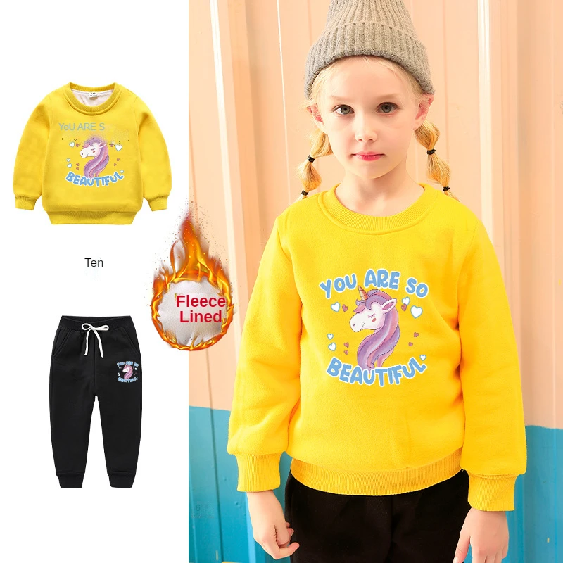 2021 Winter Girls Round Neck Suit Baby Fashion Cute Unicorn Printed Children's Fleece Sweatshirt Pants Two-piece Set
2021 Winter Girls Round Neck Suit Baby Fashion Cute Unicorn Printed Children's Fleece Sweatshirt Pants Two-piece Set