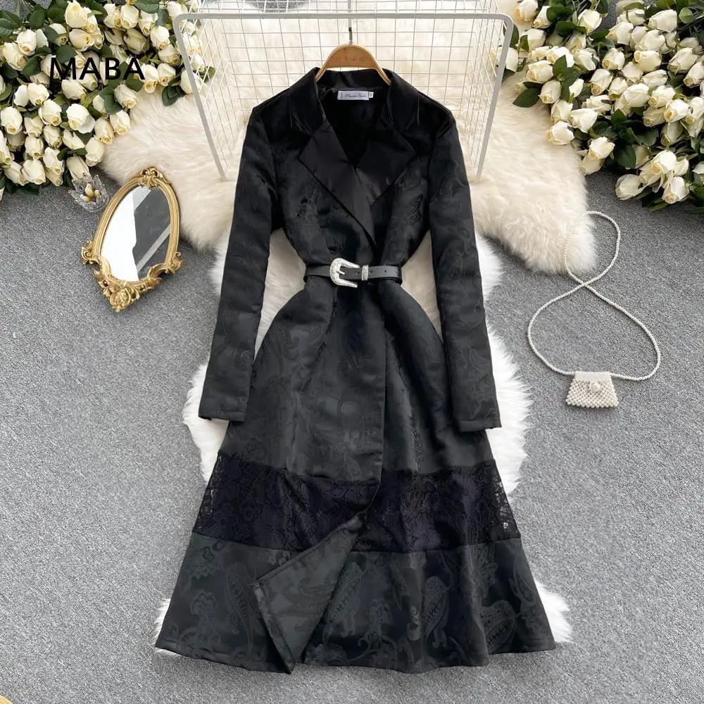 Temperament Black Long Blazer Dress Autumn Winter New Women Notched Collar Long Sleeve Sashes Lace Patchwork Vintage Long Coat
Temperament Black Long Blazer Dress Autumn Winter New Women Notched Collar Long Sleeve Sashes Lace Patchwork Vintage Long Coat