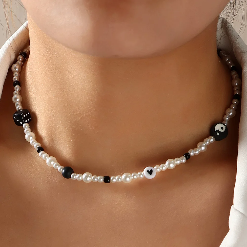 Trendy Special Yin-Yang Tai Chi Imitation Pearl Heart-Shaped Black Rice Beads Dice Pendant Necklace Women's Jewelry Accessories
Trendy Special Yin-Yang Tai Chi Imitation Pearl Heart-Shaped Black Rice Beads Dice Pendant Necklace Women's Jewelry Accessories