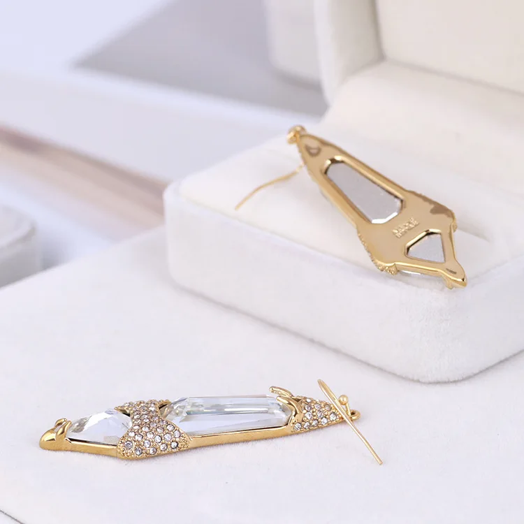 European and American Trendy Jewelry Wholesale Stylish Good Texture Geometric Diamond Gem Elegant Wild Earrings Earrings
European and American Trendy Jewelry Wholesale Stylish Good Texture Geometric Diamond Gem Elegant Wild Earrings Earrings