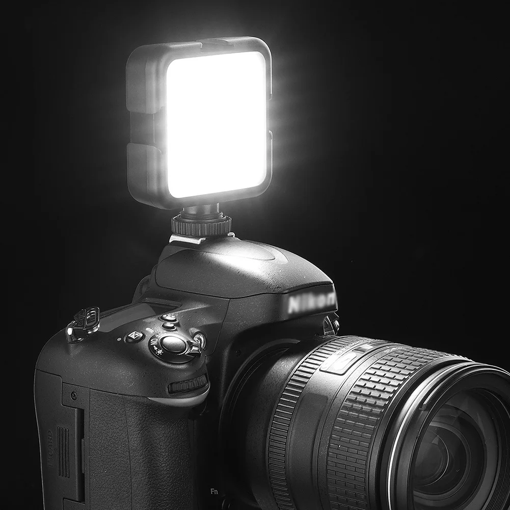 New Rechargeable 42 LEDs Fill Light 6000K Portable Video Light Camera Fill Lamp Photography Accessory DOM668 
New Rechargeable 42 LEDs Fill Light 6000K Portable Video Light Camera Fill Lamp Photography Accessory DOM668