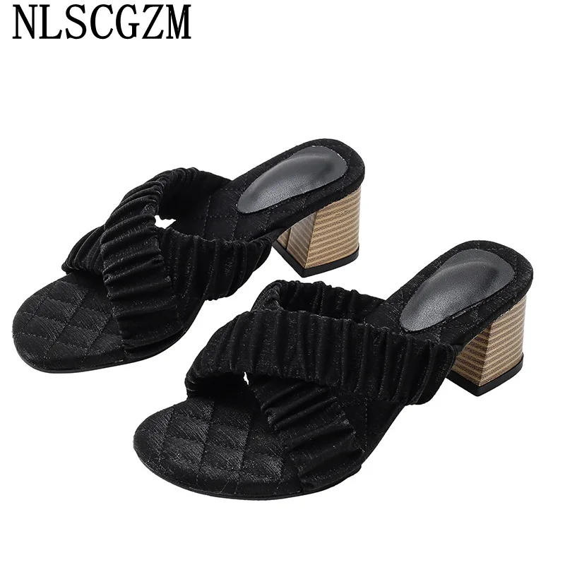 High Heels Woman Slippers Ladies Slippers Slides Women Designer Slippers Women Summer 2022 Pumps Women Shoes Chunky Heels Scarpe
High Heels Woman Slippers Ladies Slippers Slides Women Designer Slippers Women Summer 2022 Pumps Women Shoes Chunky Heels Scarpe