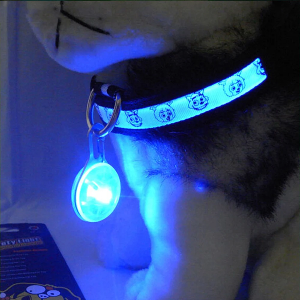 LED pet puppy safety warning light luminous dog pendant outdoor waterproof keychain night light
LED pet puppy safety warning light luminous dog pendant outdoor waterproof keychain night light