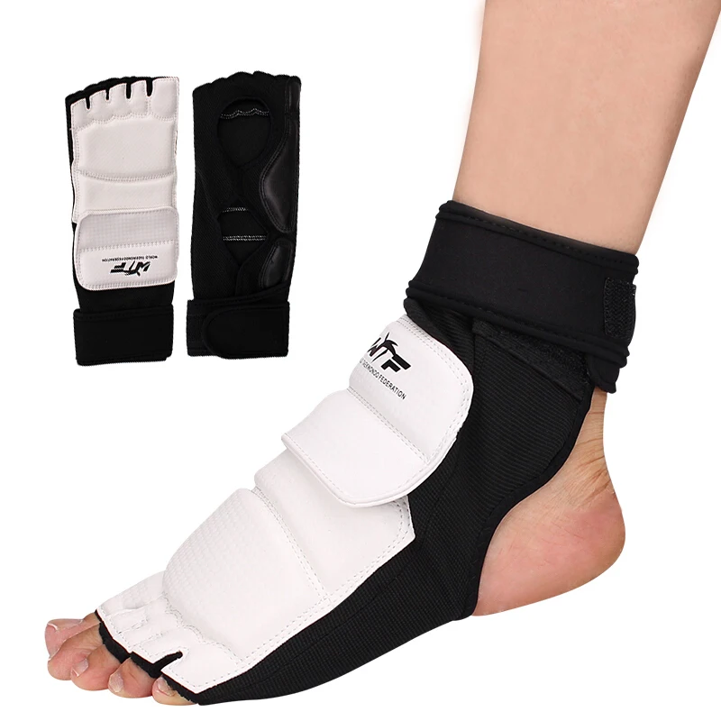 2020 Half Finger Fight Boxing Gloves Mitts Sanda Karate Sandbag TKD Protector For boxeo mma Muay Thai
2020 Half Finger Fight Boxing Gloves Mitts Sanda Karate Sandbag TKD Protector For boxeo mma Muay Thai