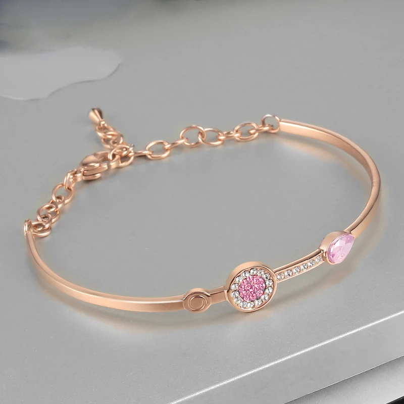 Luxury Designs Large Crystal Bracelets for Women Accessories Cubic Zirconia Jewelry 2021 New Style Stainless Steel Men Bangles
Luxury Designs Large Crystal Bracelets for Women Accessories Cubic Zirconia Jewelry 2021 New Style Stainless Steel Men Bangles