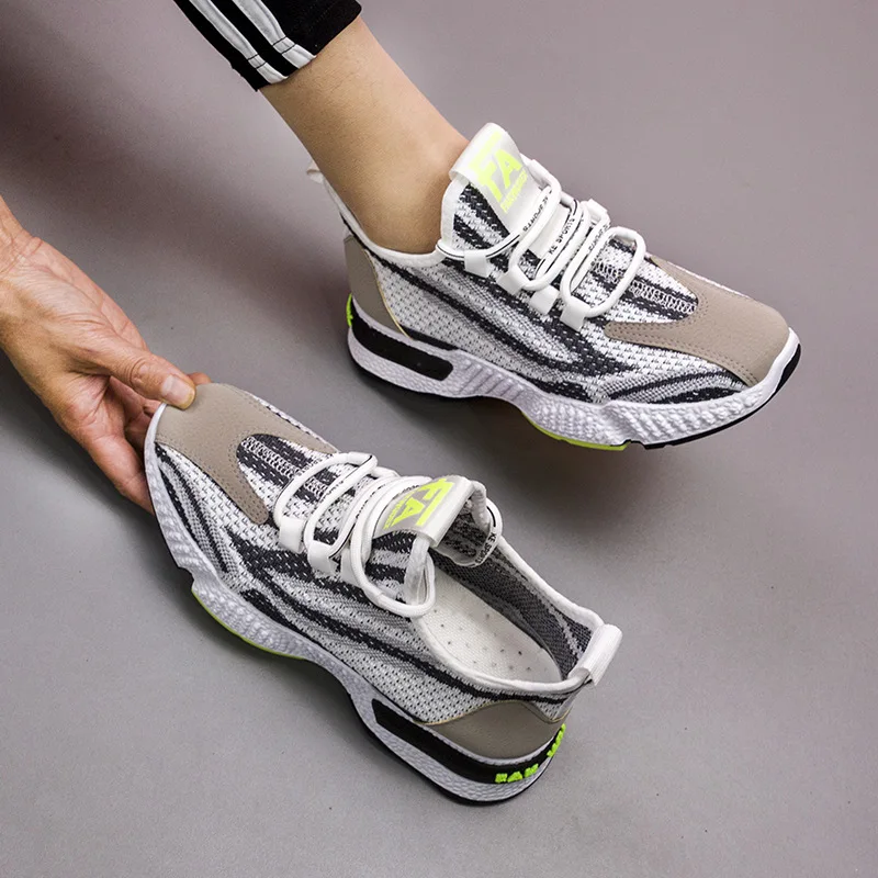 Hot Sale Women Men's Sneakers Lac-up Lightweight Couple Walking New Mesh Men Shoes Breathable Man Tenis Shoes Zapatillas Hombre
Hot Sale Women Men's Sneakers Lac-up Lightweight Couple Walking New Mesh Men Shoes Breathable Man Tenis Shoes Zapatillas Hombre