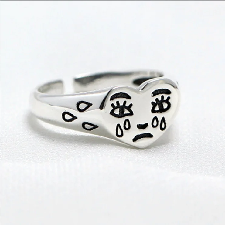 1Pc Creative Crying Face Tears Ring Neutral Retro Fashion Jewelry Factory Direct Wholesale Gift Halloween Jewelry
1Pc Creative Crying Face Tears Ring Neutral Retro Fashion Jewelry Factory Direct Wholesale Gift Halloween Jewelry