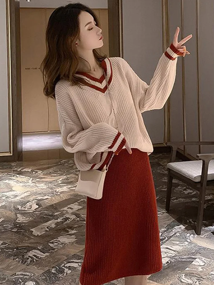Autumn Net Red Western Style Elegant Style Knitting Suit Women's Salt Sweet Fried Street Sweater Skirt Two-piece Set
Autumn Net Red Western Style Elegant Style Knitting Suit Women's Salt Sweet Fried Street Sweater Skirt Two-piece Set