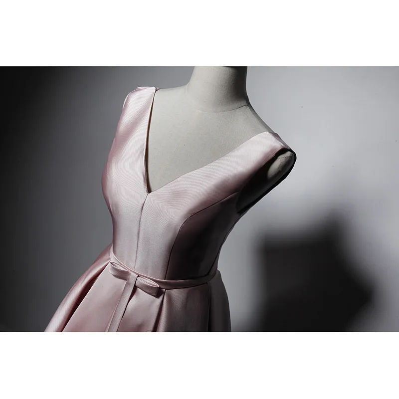 Women's short formal prom evening dress Plus size V neck sleeveless satin lace up red wedding party dress Bespoke Occasion Dress
Women's short formal prom evening dress Plus size V neck sleeveless satin lace up red wedding party dress Bespoke Occasion Dress
