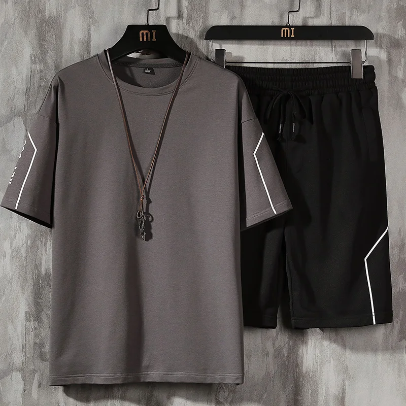 Casual Men Sets Summer 2021 New 2 Piece Solid Sports Suit T Shirts+Five-point Shorts Sportswear Jogger Fitness Slim Tracksuit
Casual Men Sets Summer 2021 New 2 Piece Solid Sports Suit T Shirts+Five-point Shorts Sportswear Jogger Fitness Slim Tracksuit