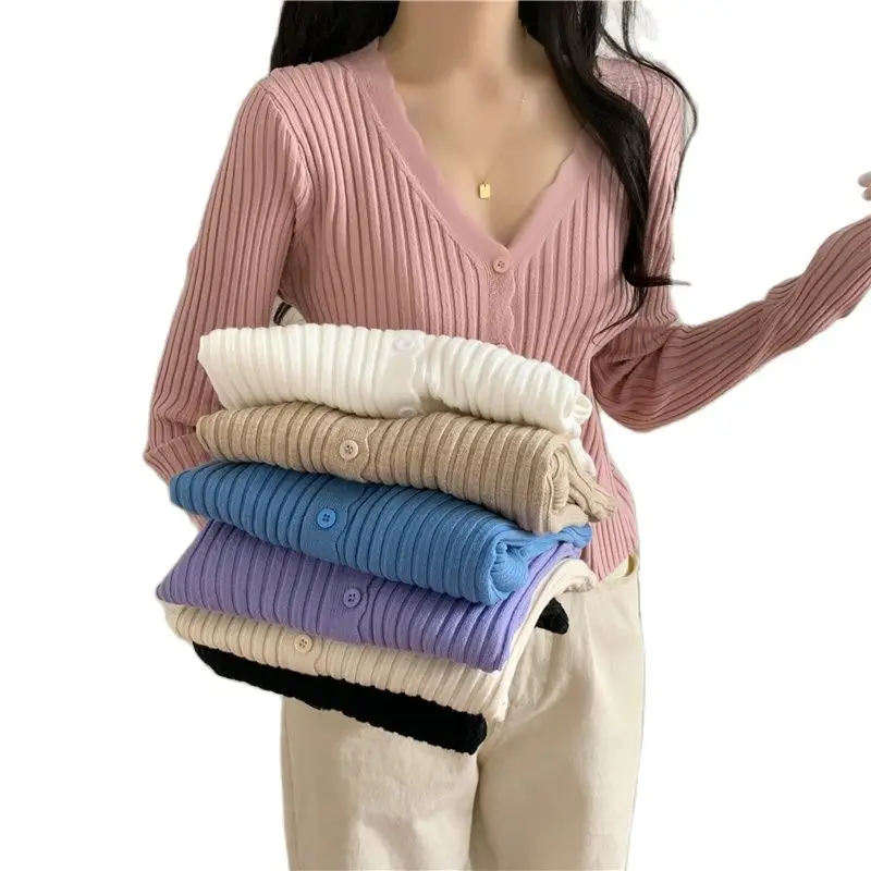 Autumn Winter 2021 Fashion Sweater V-Neck Womens Cardigan Short Knitted Ladies Long Sleeve Kintwear Coat
Autumn Winter 2021 Fashion Sweater V-Neck Womens Cardigan Short Knitted Ladies Long Sleeve Kintwear Coat