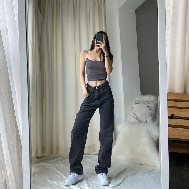 Women's high waist jeans, wide leg jeans, blue street clothes, retro fashion 2020
Women's high waist jeans, wide leg jeans, blue street clothes, retro fashion 2020