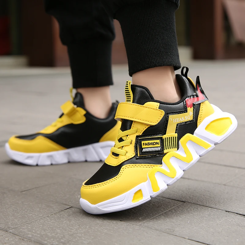 Designers Leather Children's Casual Shoes Tennis Kids Sneakers Sport Boys Shoes Running Outdoor Sneakers for Girls Fashion 2021
Designers Leather Children's Casual Shoes Tennis Kids Sneakers Sport Boys Shoes Running Outdoor Sneakers for Girls Fashion 2021