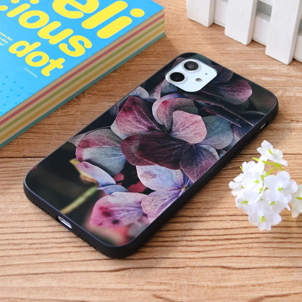 For iPhone Flower Soft TPU border Apple iPhone Case 
For iPhone Flower Soft TPU border Apple iPhone Case