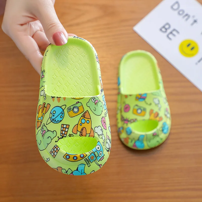 baby slipers Boy Girl Summer Cartoon pattern Non-slip Outdoor Sneakers Soft Sole outdoor Beach Shoes kids casual shoes
baby slipers Boy Girl Summer Cartoon pattern Non-slip Outdoor Sneakers Soft Sole outdoor Beach Shoes kids casual shoes