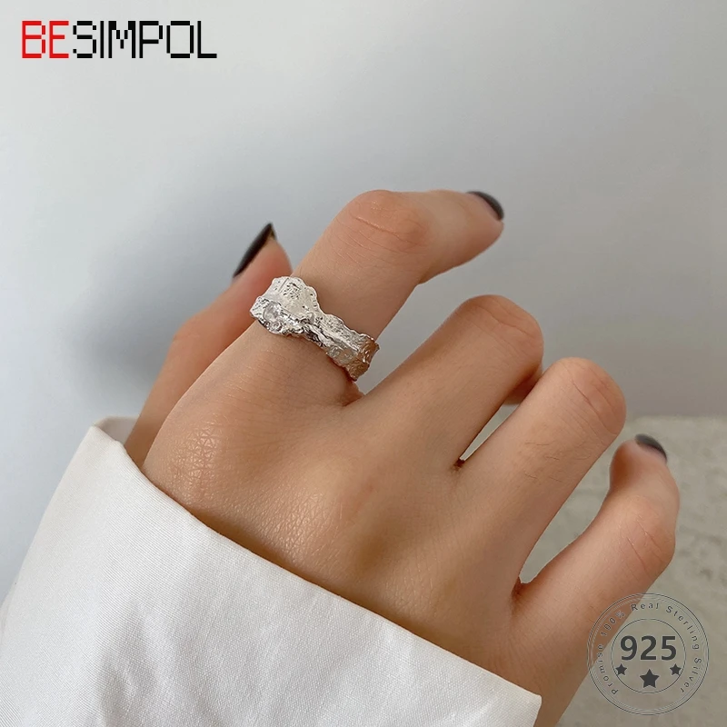 Besimpol 100% Real 925 Sterling Silver Rings Simple Irregular Textured Zircons Adjustable Ring For Women Fashion Fine Jewelry
Besimpol 100% Real 925 Sterling Silver Rings Simple Irregular Textured Zircons Adjustable Ring For Women Fashion Fine Jewelry