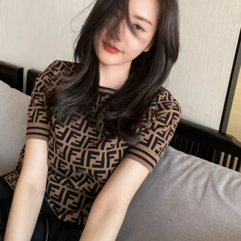 Oversized T-shirt Short Sleeve Letter Retro-knit Elastic T-shirt Top European and American Women's Top Spring and Summer's New
Oversized T-shirt Short Sleeve Letter Retro-knit Elastic T-shirt Top European and American Women's Top Spring and Summer's New