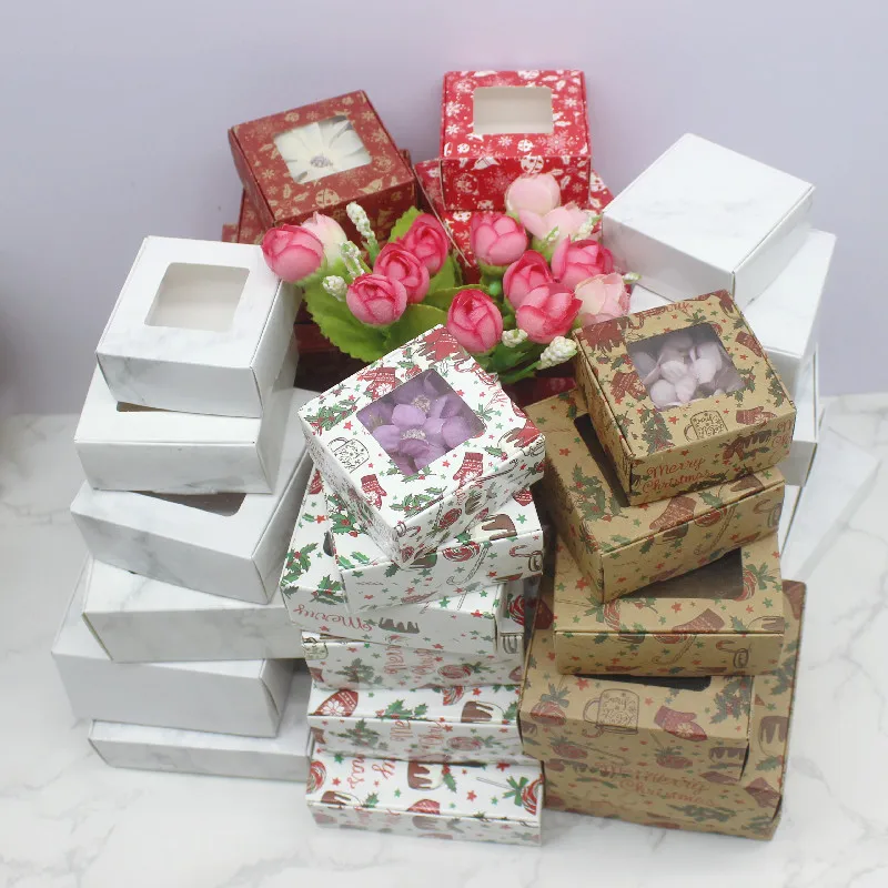 Window Candy Gift Red Snow Print box 10pcs Gifts box window White /Kraft Merry Christmas style Package Jewelry Packaging Box
Window Candy Gift Red Snow Print box 10pcs Gifts box window White /Kraft Merry Christmas style Package Jewelry Packaging Box