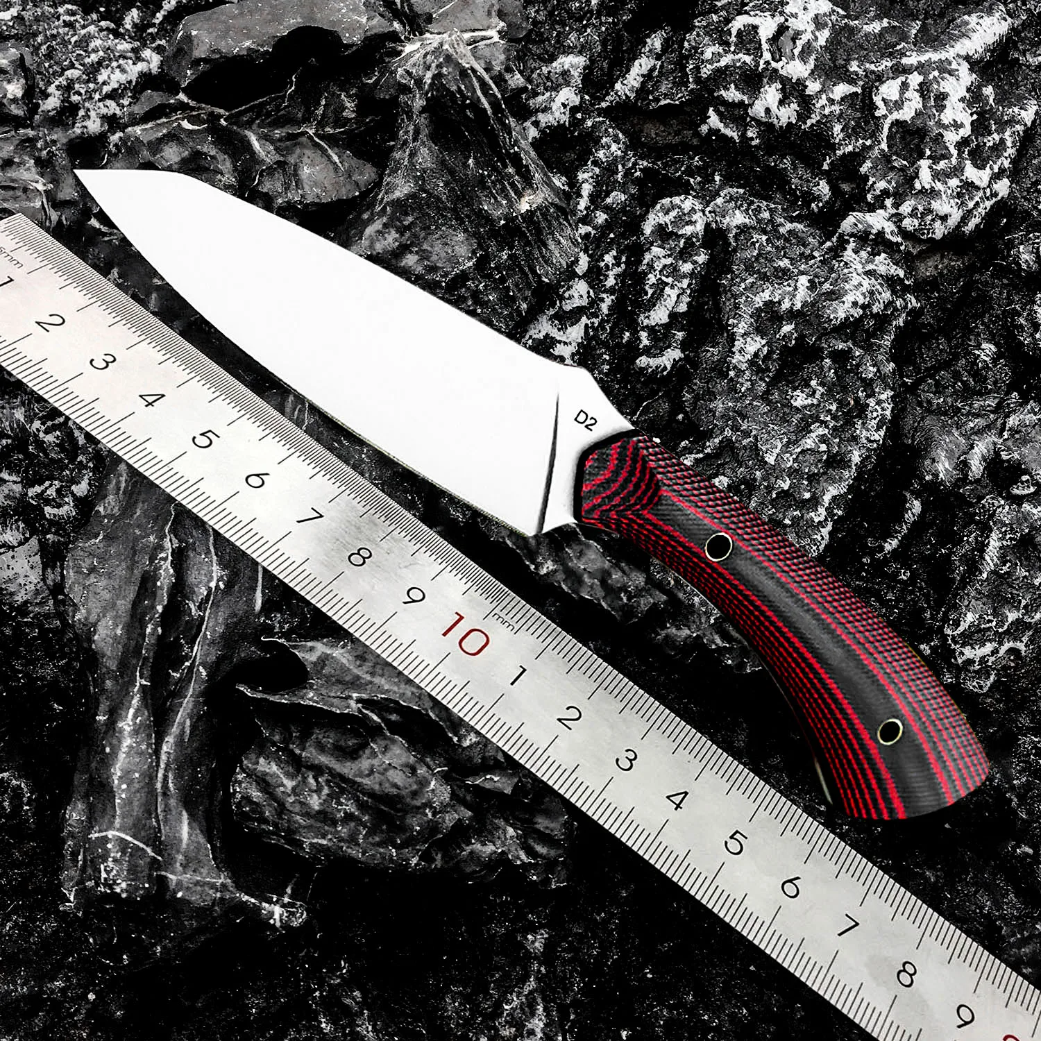 Нож-клинок FREETIGER FTB102 D2 тактический прямой клинок с рукояткой из G10 и кожаным