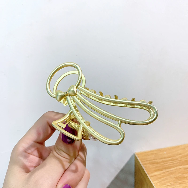 Korean Metal Rabbit Ear Hair Claws Headwear For Women Ladies Elegant Crab Hair Clips Hair Accessories
Korean Metal Rabbit Ear Hair Claws Headwear For Women Ladies Elegant Crab Hair Clips Hair Accessories