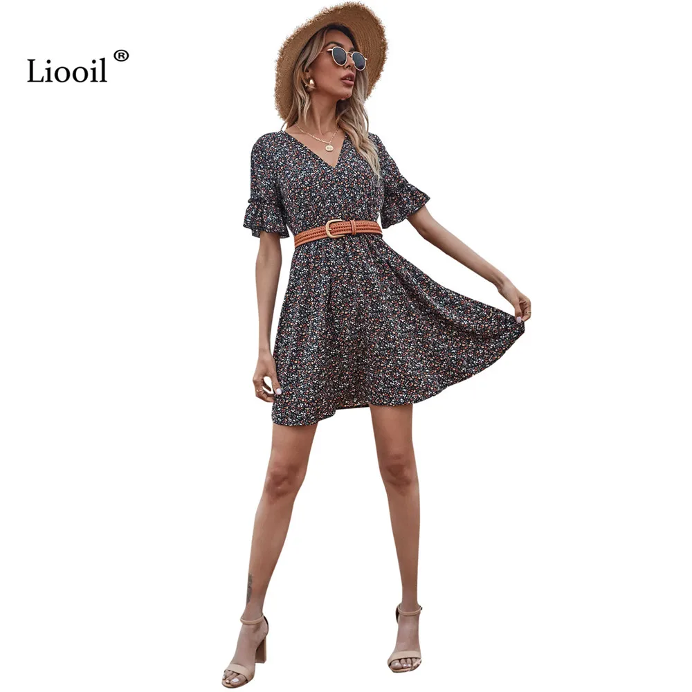 Liooil Floral Sexy Knee-Length Dress For Women 2021 Short Sleeve V-Neck A-Line Multicolor Summer Clothes Ladies Casual Dresses
Liooil Floral Sexy Knee-Length Dress For Women 2021 Short Sleeve V-Neck A-Line Multicolor Summer Clothes Ladies Casual Dresses