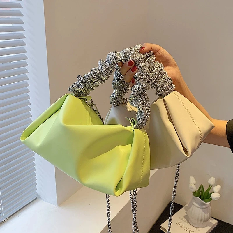 Diamond Pleated Tote Bag 2021 Summer New High-quality Soft PU Leather Women's Designer Handbag Chain Shoulder Messenger Bag
Diamond Pleated Tote Bag 2021 Summer New High-quality Soft PU Leather Women's Designer Handbag Chain Shoulder Messenger Bag