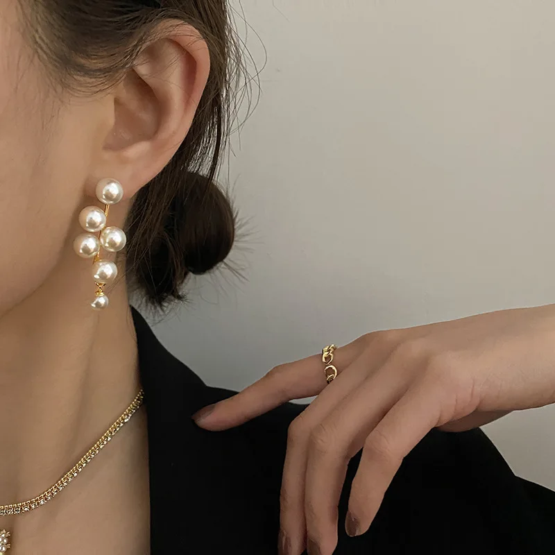 New Elegant Tassel Long Pearl Earrings For Women 2021 Trendy Pendientes Wedding Dangle Drop Earrings Charm Jewelry Wholesale
New Elegant Tassel Long Pearl Earrings For Women 2021 Trendy Pendientes Wedding Dangle Drop Earrings Charm Jewelry Wholesale