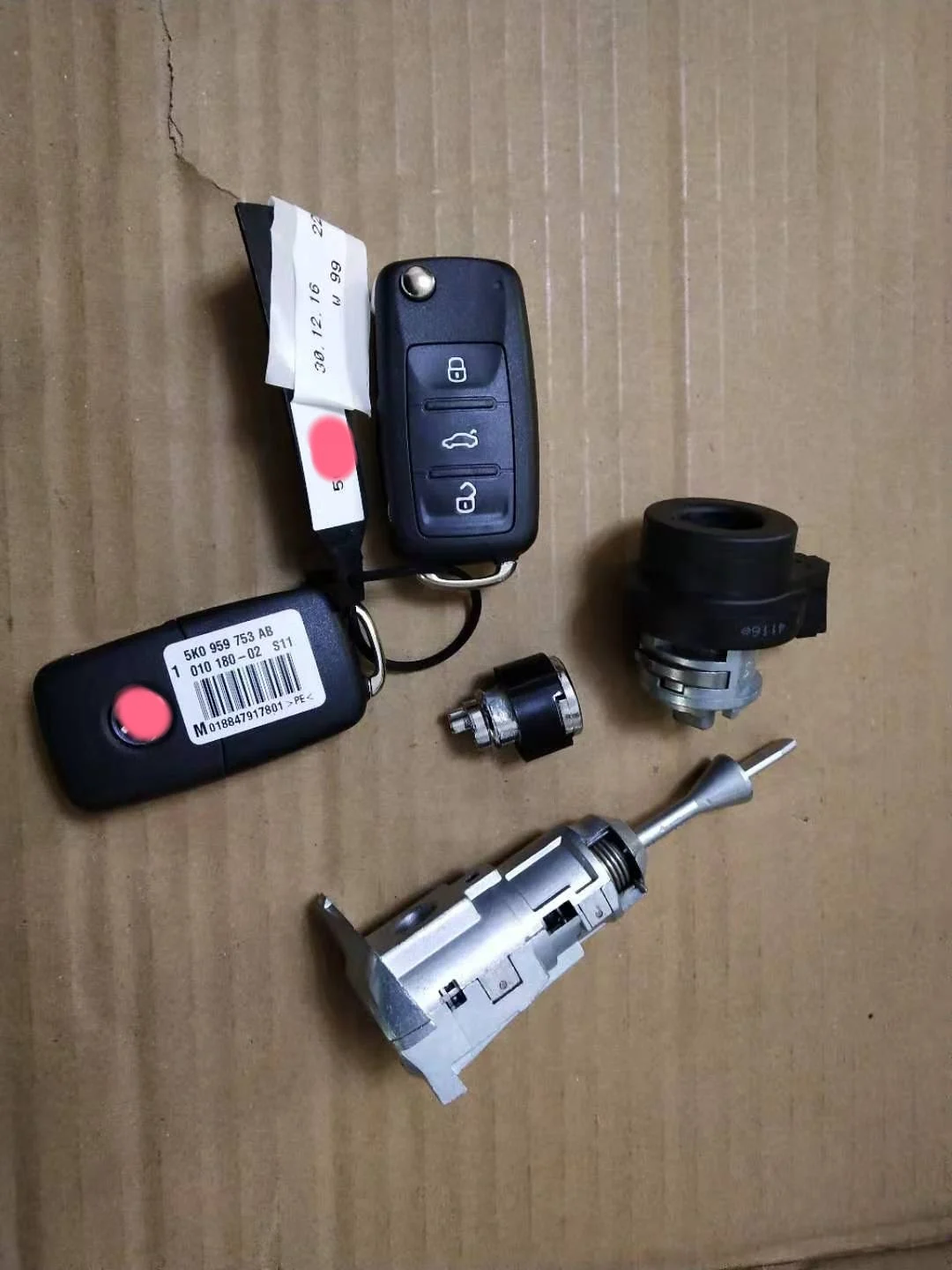 Full Lok For Volkswagen VW Passat B5 Car Door Lock Replacement Ignition lock Central door lock Locksmiths Tool 
Full Lok For Volkswagen VW Passat B5 Car Door Lock Replacement Ignition lock Central door lock Locksmiths Tool