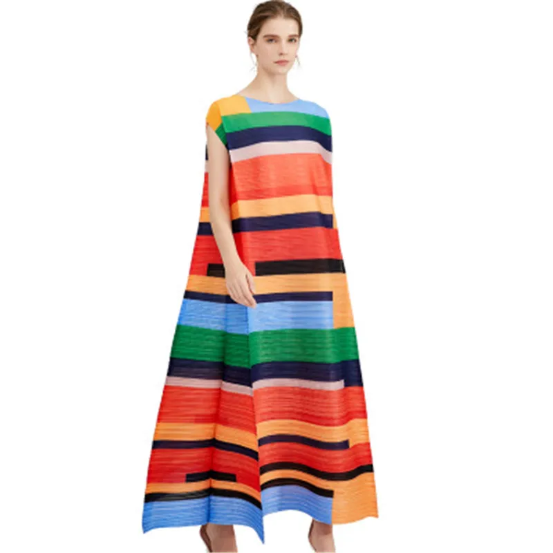 

Miyake Pleated printed casual dress for women summer temperament loose plus size robe ete Strip contrast elegant dress