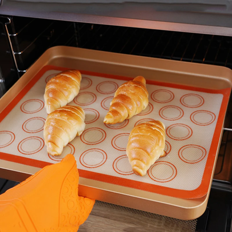 Silicone Macaron Mat Reusable Cake Bread Baking Mold Non Stick Pastry Cookie Making Forms Puff Pan Bakeware Kitchen Accessories 
Silicone Macaron Mat Reusable Cake Bread Baking Mold Non Stick Pastry Cookie Making Forms Puff Pan Bakeware Kitchen Accessories