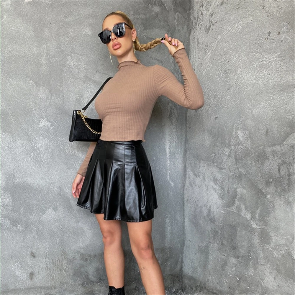 Women Spring Autumn Vogue High Waist Casual Black PU Faux Leather Pleated Mini Skirt Dating Daily Wear Bottoms Regular Size
Women Spring Autumn Vogue High Waist Casual Black PU Faux Leather Pleated Mini Skirt Dating Daily Wear Bottoms Regular Size
