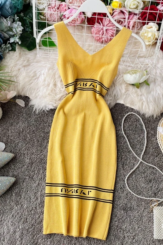 2021 New Summer Fashion Dress Women V-neck Knitting Spliced Letter Sleeveless Vestidos Elegant Slim Waist Female Dresses
2021 New Summer Fashion Dress Women V-neck Knitting Spliced Letter Sleeveless Vestidos Elegant Slim Waist Female Dresses
