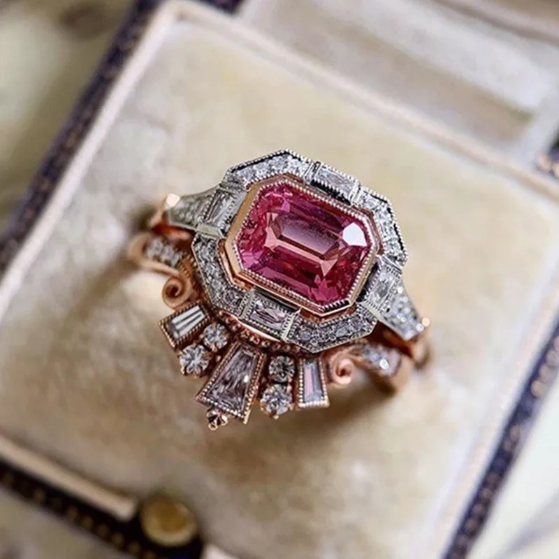 YH-ZL Dainty Female Pink Zircon Stone Ring Classic Silver Color Engagement Ring Luxury Crystal Oval Wedding Rings For Women
YH-ZL Dainty Female Pink Zircon Stone Ring Classic Silver Color Engagement Ring Luxury Crystal Oval Wedding Rings For Women