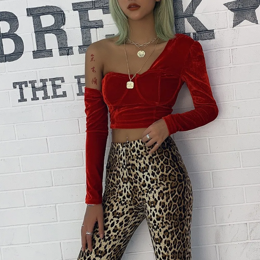Velvet One-Shoulder Sexy Long Sleeve Crop Tops Women Streetwear Party Club T-Shirts Asymmetrical Slim Fit Red Tees | Женская одежда