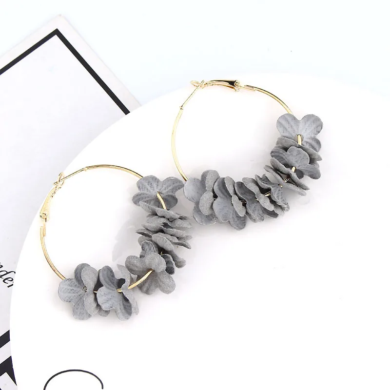2019 New Korea Polymer Clay Cherry Blossom Flower Big Circle Hoop Earrings Rhinestone Earrings For Women Party Gift
2019 New Korea Polymer Clay Cherry Blossom Flower Big Circle Hoop Earrings Rhinestone Earrings For Women Party Gift