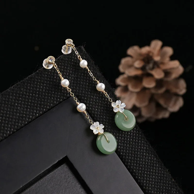Natural Baroque Freshwater Pearls Ancient Palace Style Earrings Classic Elegant Stud Earrings For Women Fine Jewelry
Natural Baroque Freshwater Pearls Ancient Palace Style Earrings Classic Elegant Stud Earrings For Women Fine Jewelry