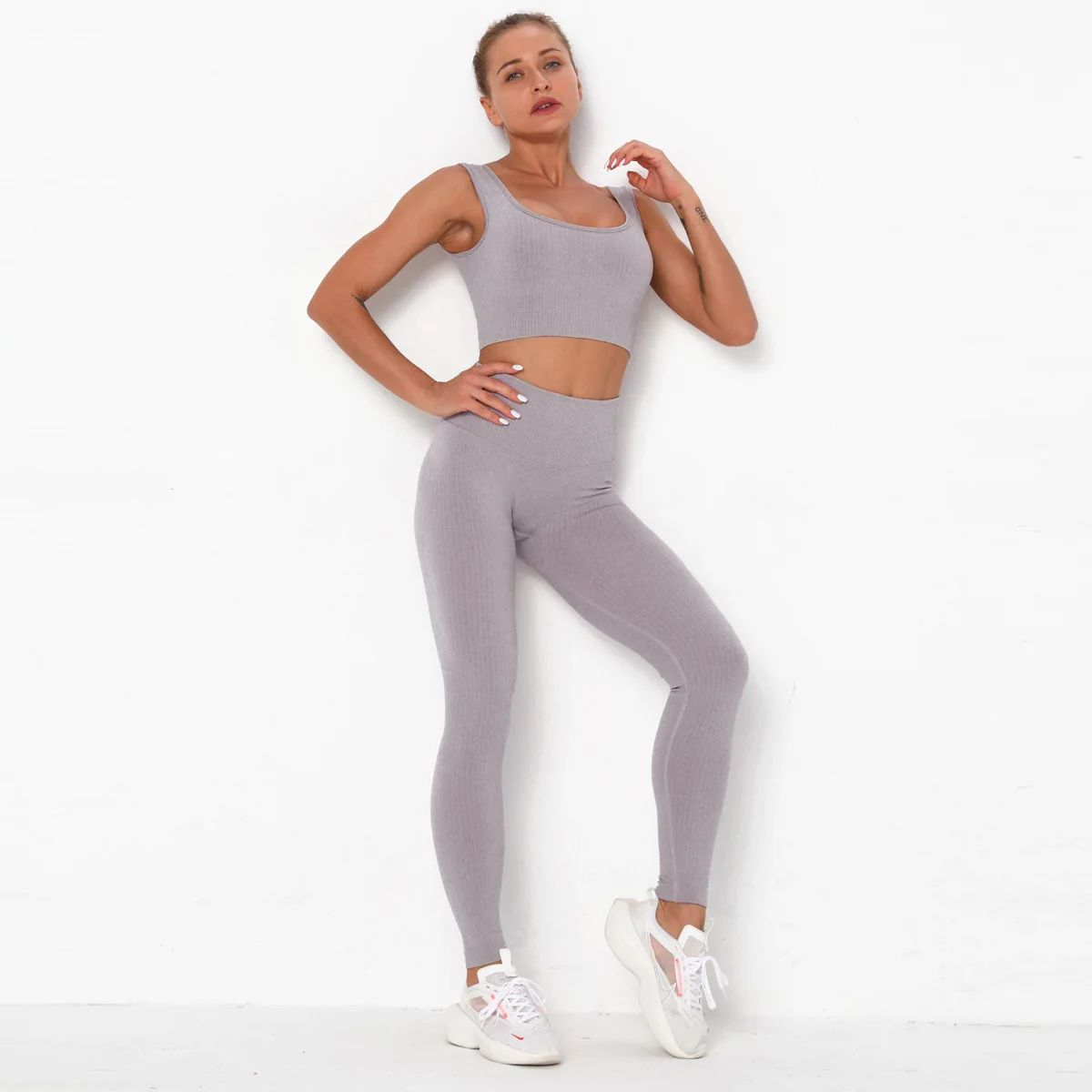 New Leggings 2021 Yoga Clothes Hot-Selling Quick-Drying Yoga Beauty Back Set Professional Sports Running Seamless Fitness Bra Se 
New Leggings 2021 Yoga Clothes Hot-Selling Quick-Drying Yoga Beauty Back Set Professional Sports Running Seamless Fitness Bra Se