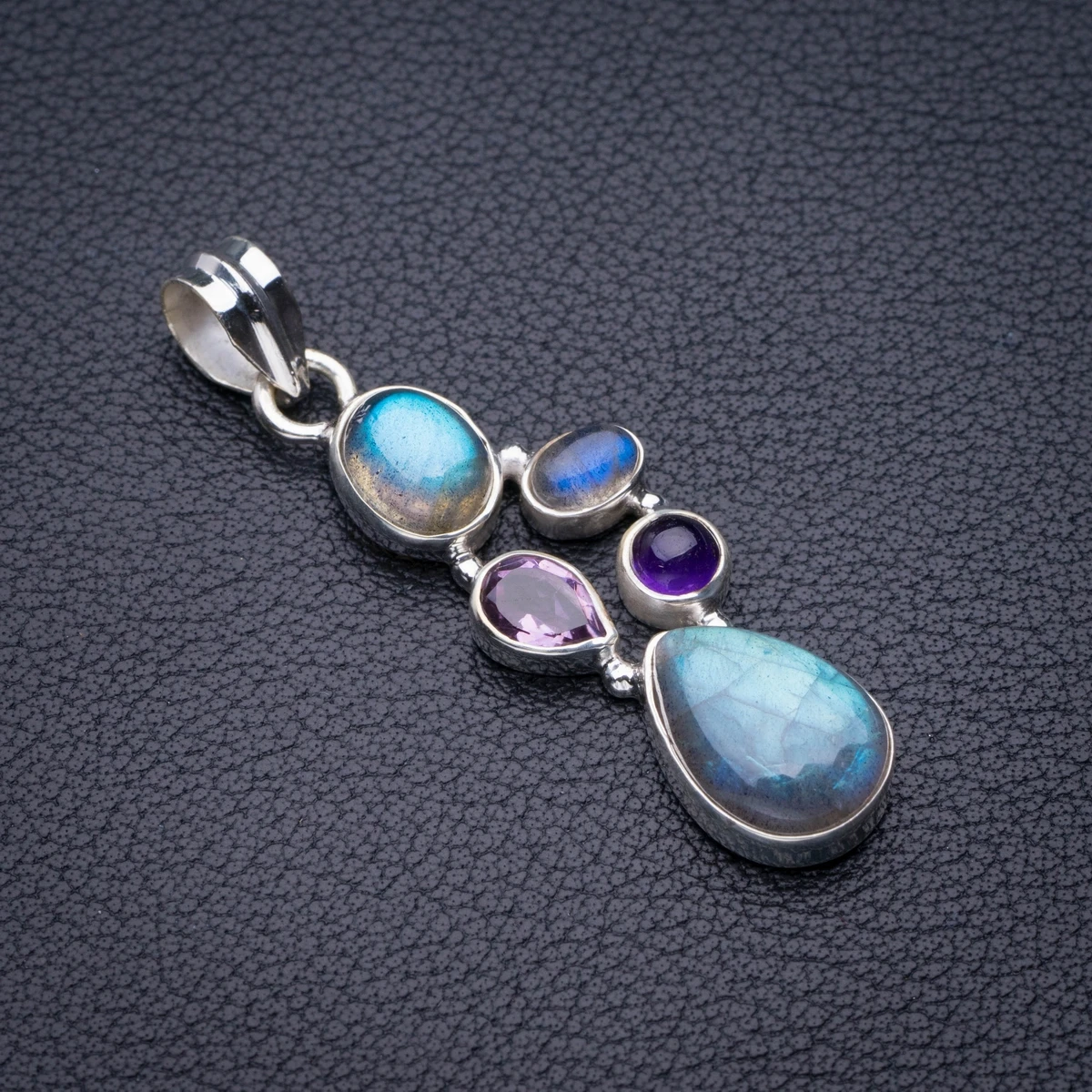 StarGems Natural Blue Fire Labradorite And Amethyst Handmade 925 Sterling Silver Pendant 1.75" D5336
StarGems Natural Blue Fire Labradorite And Amethyst Handmade 925 Sterling Silver Pendant 1.75" D5336