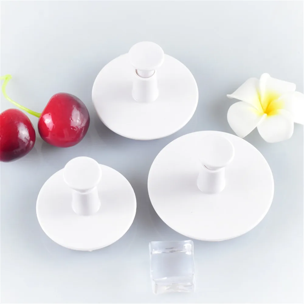 Pastry Fondant Sugarcraft Mold Chrysanthemum Daisy Flower Shape Plastic Cake Cookie Cutters Set Cake Decoration Tools
Pastry Fondant Sugarcraft Mold Chrysanthemum Daisy Flower Shape Plastic Cake Cookie Cutters Set Cake Decoration Tools