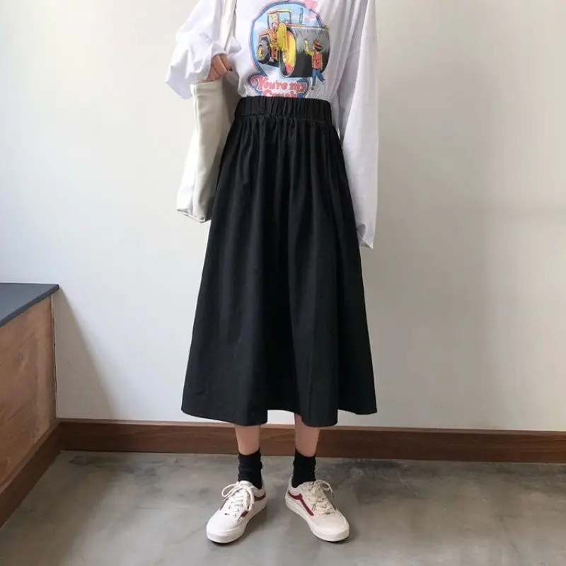 Autumn Japanese New Korean white frock skirt student retro A-line high waist pleated skirt
Autumn Japanese New Korean white frock skirt student retro A-line high waist pleated skirt