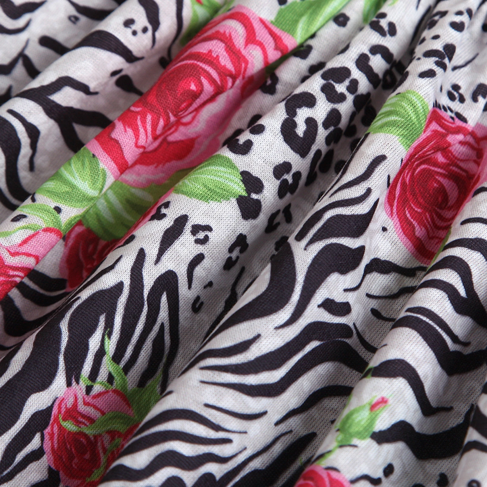 OPPERIAYA Little Baby Girls Vest and Shorts Suit Fashion Leopard Rose Fly Sleeve Tops and pocket Patchwork Denim Short Pants
OPPERIAYA Little Baby Girls Vest and Shorts Suit Fashion Leopard Rose Fly Sleeve Tops and pocket Patchwork Denim Short Pants