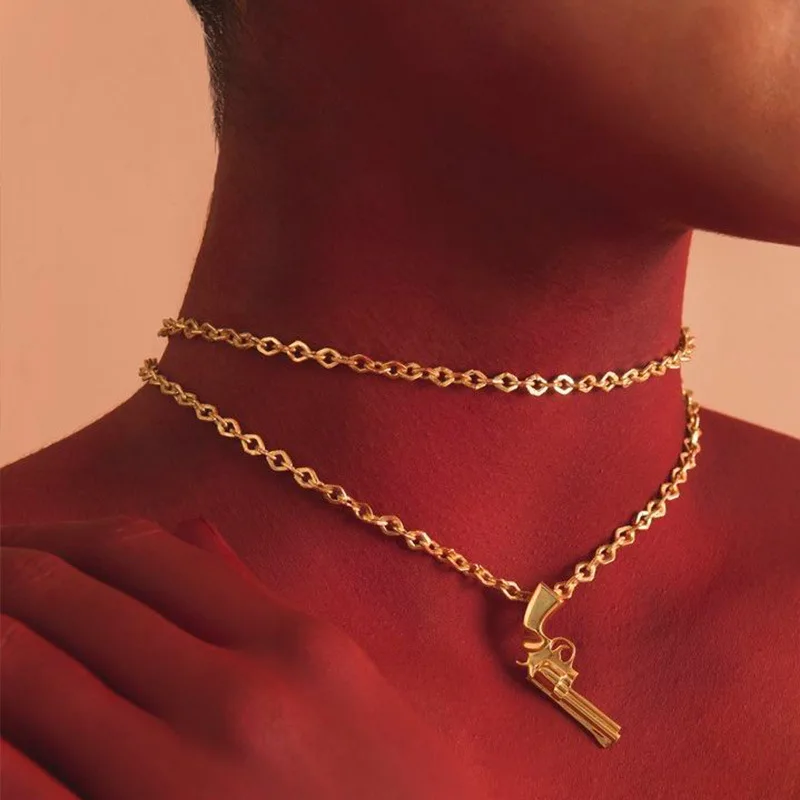 2021 European and American neo-gothic fashion jewelry personality pistol clavicle pendant necklace female
2021 European and American neo-gothic fashion jewelry personality pistol clavicle pendant necklace female