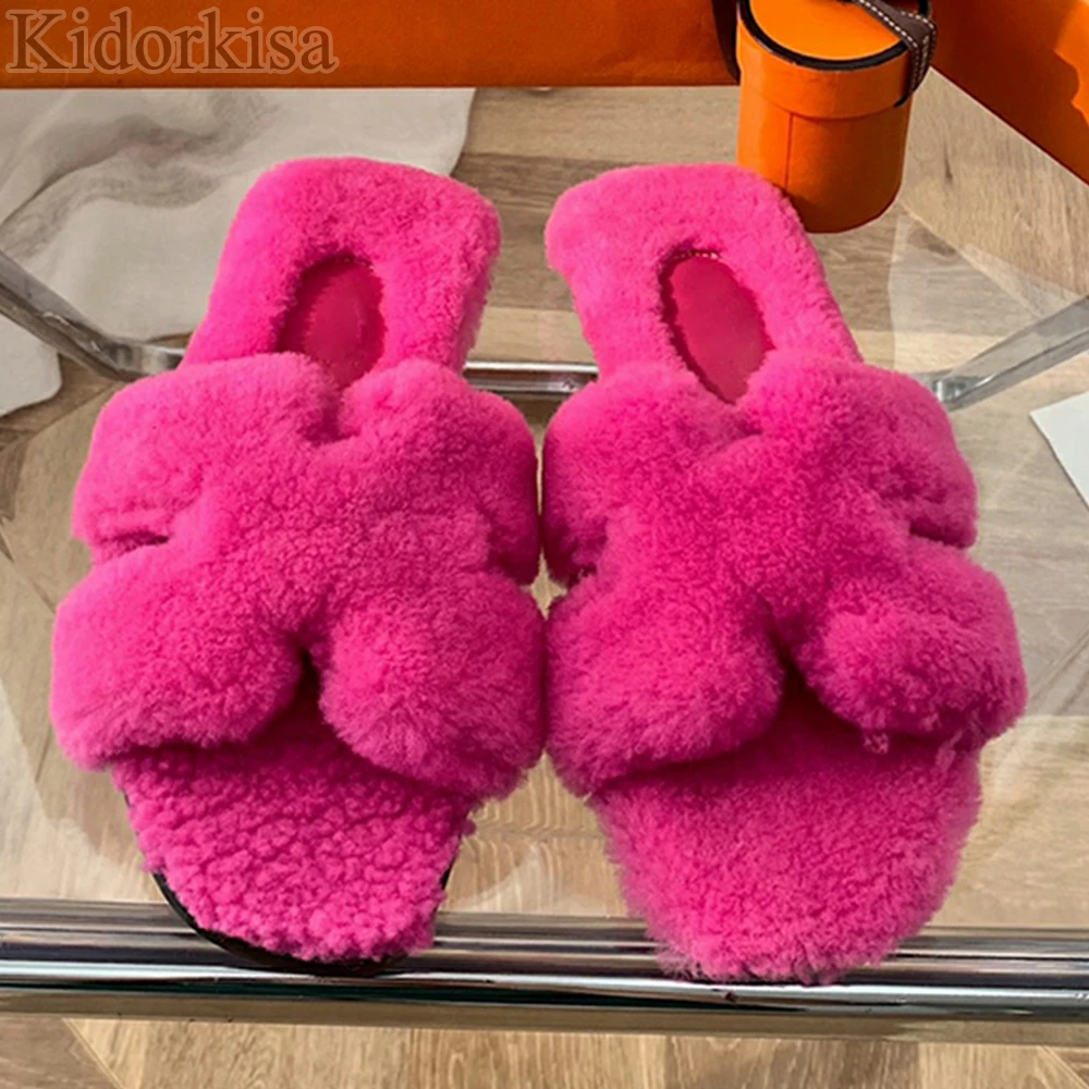 Women Fur Slippers Plus Size Indoor Flats Short Plush Elegant Lady Modern Slippers Fleeces Flat Shoes Rose Red White Khaki White
Women Fur Slippers Plus Size Indoor Flats Short Plush Elegant Lady Modern Slippers Fleeces Flat Shoes Rose Red White Khaki White
